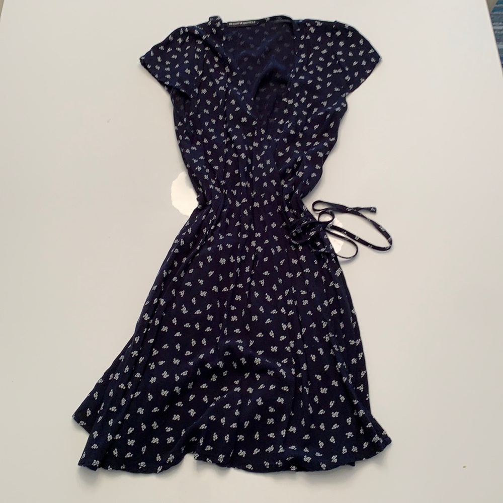 Brandy Melville Robbie Dress - Small